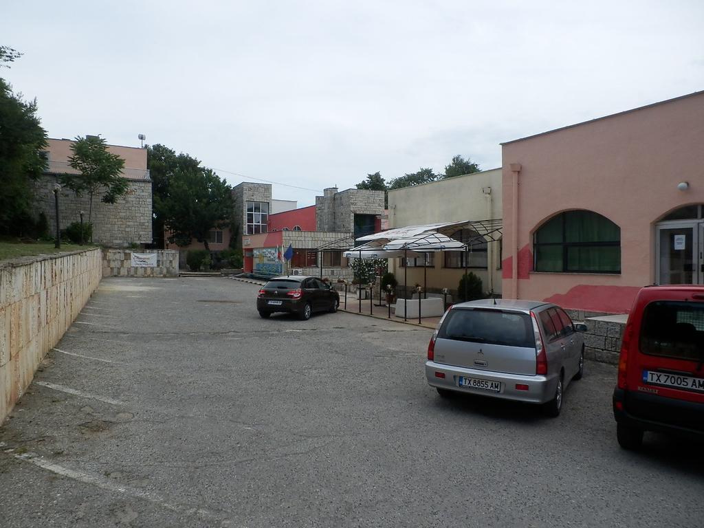 Olimpia Supersnab Hotel Balcic Exterior foto